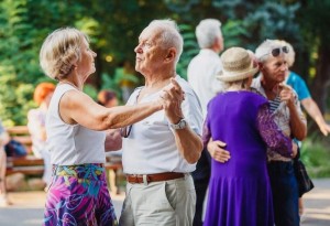 Ретро вечер «Для тех,кто годы не считает»