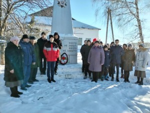 Патриотический час «Героев помним имена»