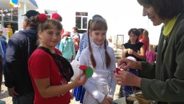 Библиотечный блок «Сказки гуляют по свету»