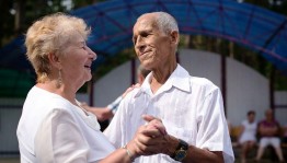 Вечер отдыха «Кому за…»