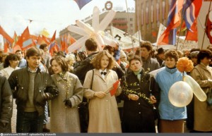 Шествие «Пионеры и комсомольцы»