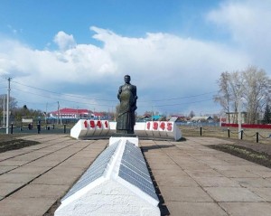 Митинг «Подвиг ваш бессмертный»