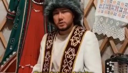 Башкирский певец исполнил песню «Уралым» на 12 языках в честь Дня народного единства