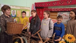 Познавательный час «Тарих эзлэре буйлап».