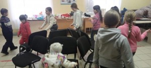 Развлекательная программа «Путешествие в Дедморозовку»