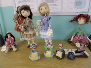 «Куклы из бабушкиного сундучка»