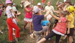 Дворовые игры «На улице дружбы»