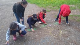 Конкурс рисунков на асфальте «Солнечные зайчики»