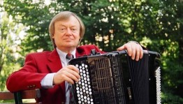 «Знаменитые русские баянисты на современной эстраде»