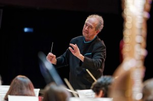 Легендарный маэстро Лисс выступил с Госоркестром Башкортостана