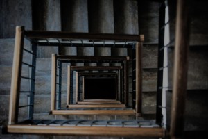 Информационно-тематический час «Вверх по лестнице, ведущей вниз»
