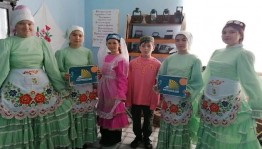 Познавательно-игровая программа «Где традиции чтут, там весело живут!»