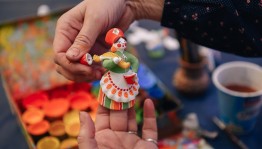 Мастер–класс «Дымковская игрушка»