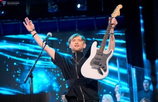 Энергетика рока и благородство хора: В Уфе группа «Бүреләр» выступила с Хоровой капеллой Башкортостана