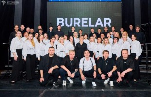 Энергетика рока и благородство хора: В Уфе группа «Бүреләр» выступила с Хоровой капеллой Башкортостана