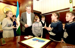 В Уфе состоялось награждение победителей детского литературного конкурса, посвящённого 100-летию республики