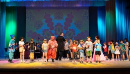 Яркая премьера филармонии Стерлитамакского государственного театрально-концертного объединения в День защиты детей