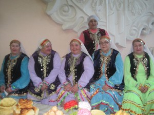 Посиделки «В мире нет милей и краше песен и преданий наших»