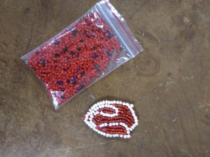 Броши из бисера