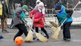 Конкурсно-игровая программа «Веселая метла»