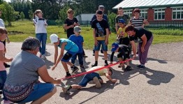 Спортивно–игровая программа «Спасибо зарядке–здоровье в порядке»