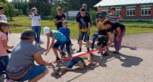 Спортивно–игровая программа «Спасибо зарядке–здоровье в порядке»