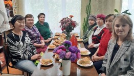 Посиделки «Песни и традиции»