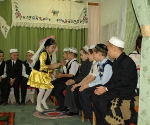 Музыкальная – игровая программа «Айда играть»