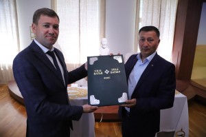 Факсимильная копия машинописи эпоса «Урал-батыр» передан Евразийскому музею кочевых цивилизаций