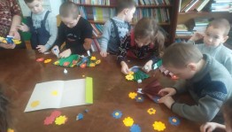 Творческий час«Рисунки для мамы»