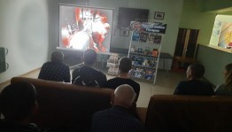 Кинофильм с тифлокомментариями «Чемпионы»