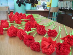 Мастер– класс «Гвоздики из салфеток»