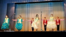 Концертно–развлекательная программа «Зажги свою звезду!»