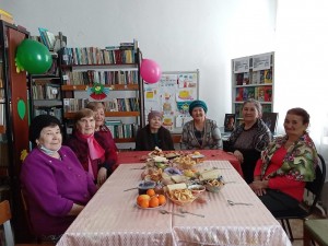 «Чайные посиделки» — вечер встречи ко дню пожилых людей.
