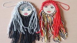 Мастер-класс по созданию куклы-брелка из пряжи
