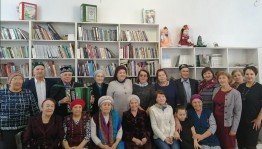 «Есть в осени первоначальной…»