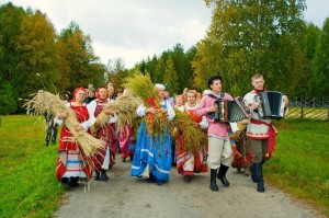 Традиционные ритуалы провожания осени в духе русской культуры