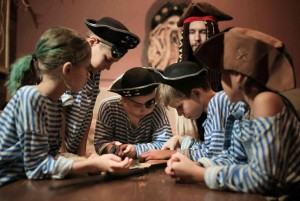 Игровая программа«Пираты–дружная семья»