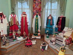 Выставка «Национальный костюм – память народа»