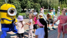 Игровая программа «Конфетный бум»