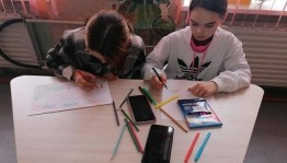 Познавательно-игровая программа «Осенний вернисаж».