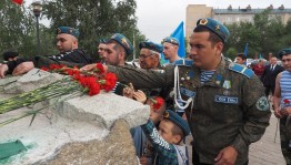 Открытие памятника воинам десантникам