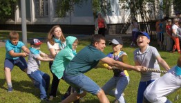 Конкурс «Мальчишки и девчонки! А также их родители!»