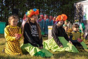Познавательно - игровая программа «Дружные дети», посвященная Дню народного единства