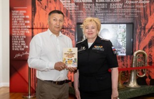 Ольга Фаллер и Сергей Лобанов подарили свои книги Национальному музею Башкортостана