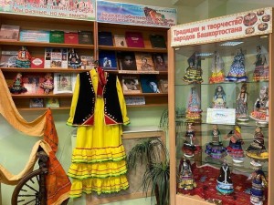 Праздник народного костюма «Национальный костюм: родник народного творчества»