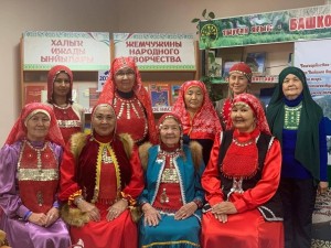 Праздничное заседание клуба «Күңел утрауы»