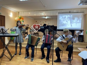 музыкально-литературная композиция «Историческая память народа:из прошлого в будущее».