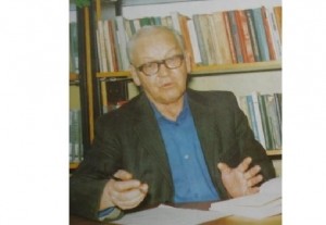 Литературно-поэтическая гостиная «Стихи его в сердце народа»