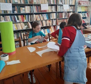 «Ура, каникулы!»